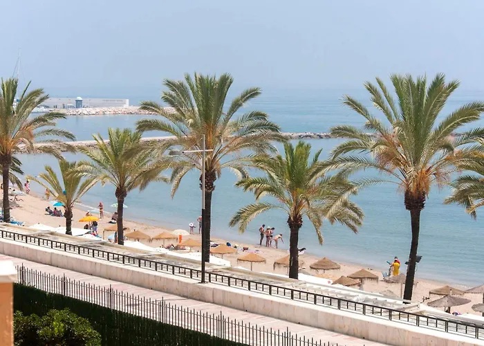 Primera Linea De Playa ماربيا